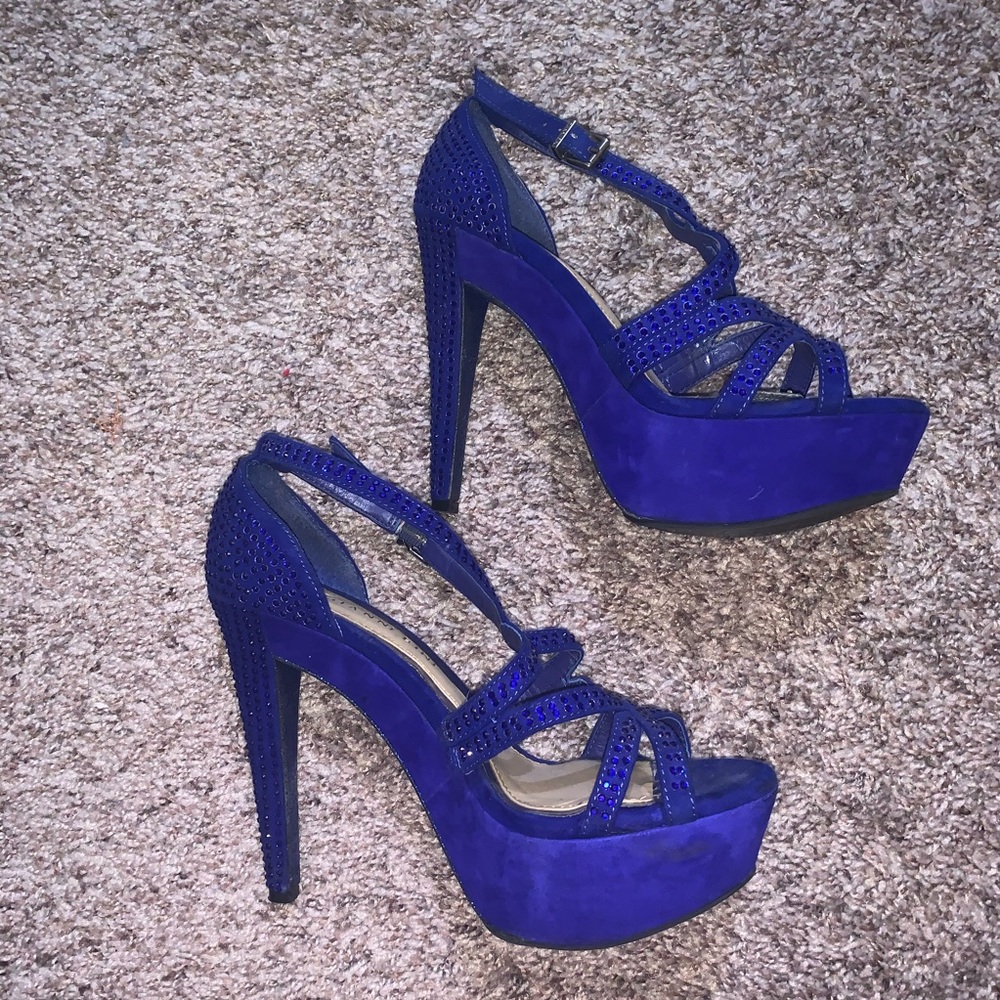 Blue High Heels Gianni Bini